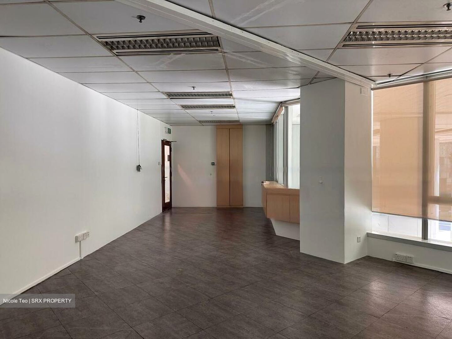 Burlington Square (D7), Office #453446511